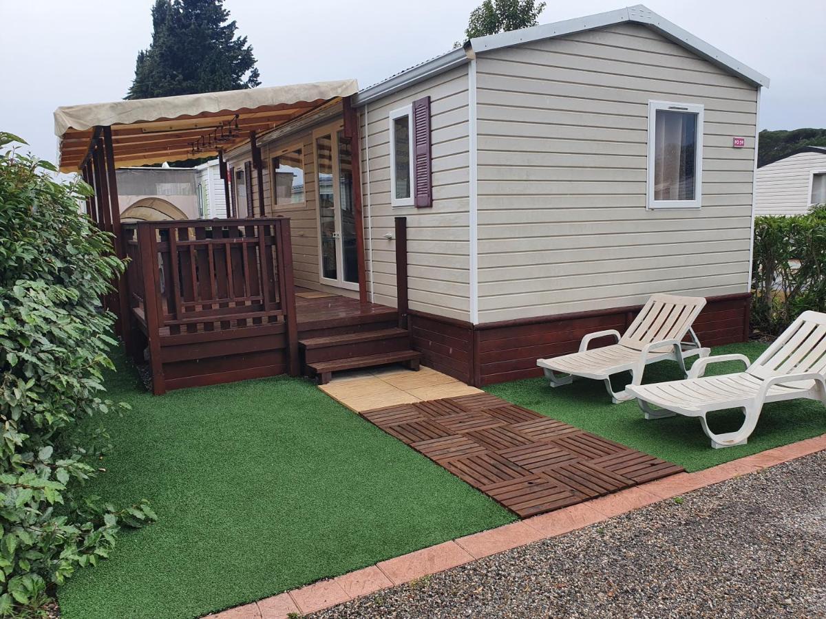 Mobil Home Maxi Confort Sur La Cote D'Azur Frejus Luaran gambar