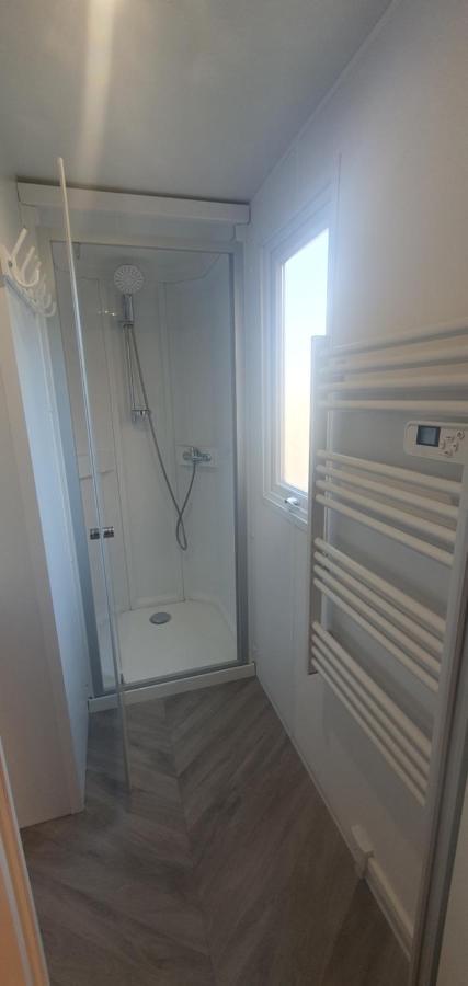Mobil Home Maxi Confort Sur La Cote D'Azur Frejus Luaran gambar